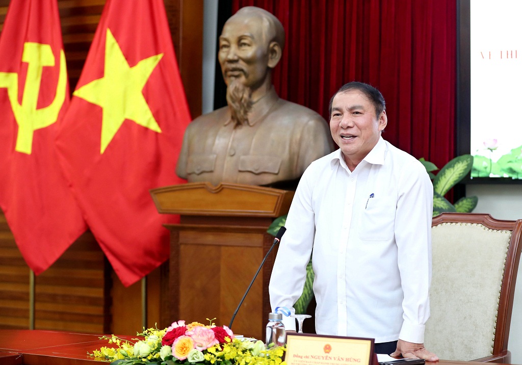  Bộ trưởng Bộ VHTTDL Nguyễn Văn Hùng phát biểu tại Hội nghị